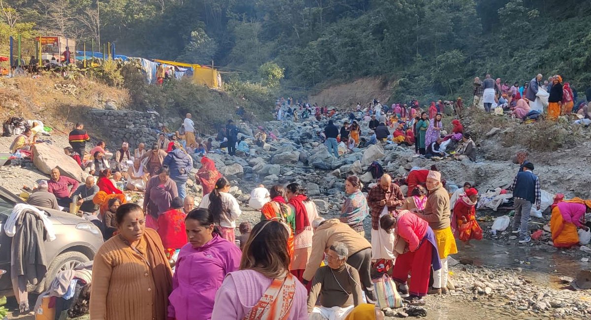 पितृ उद्धारका लागि विष्णुपादुकामा ५ हजार बढीले गरे श्राद्ध