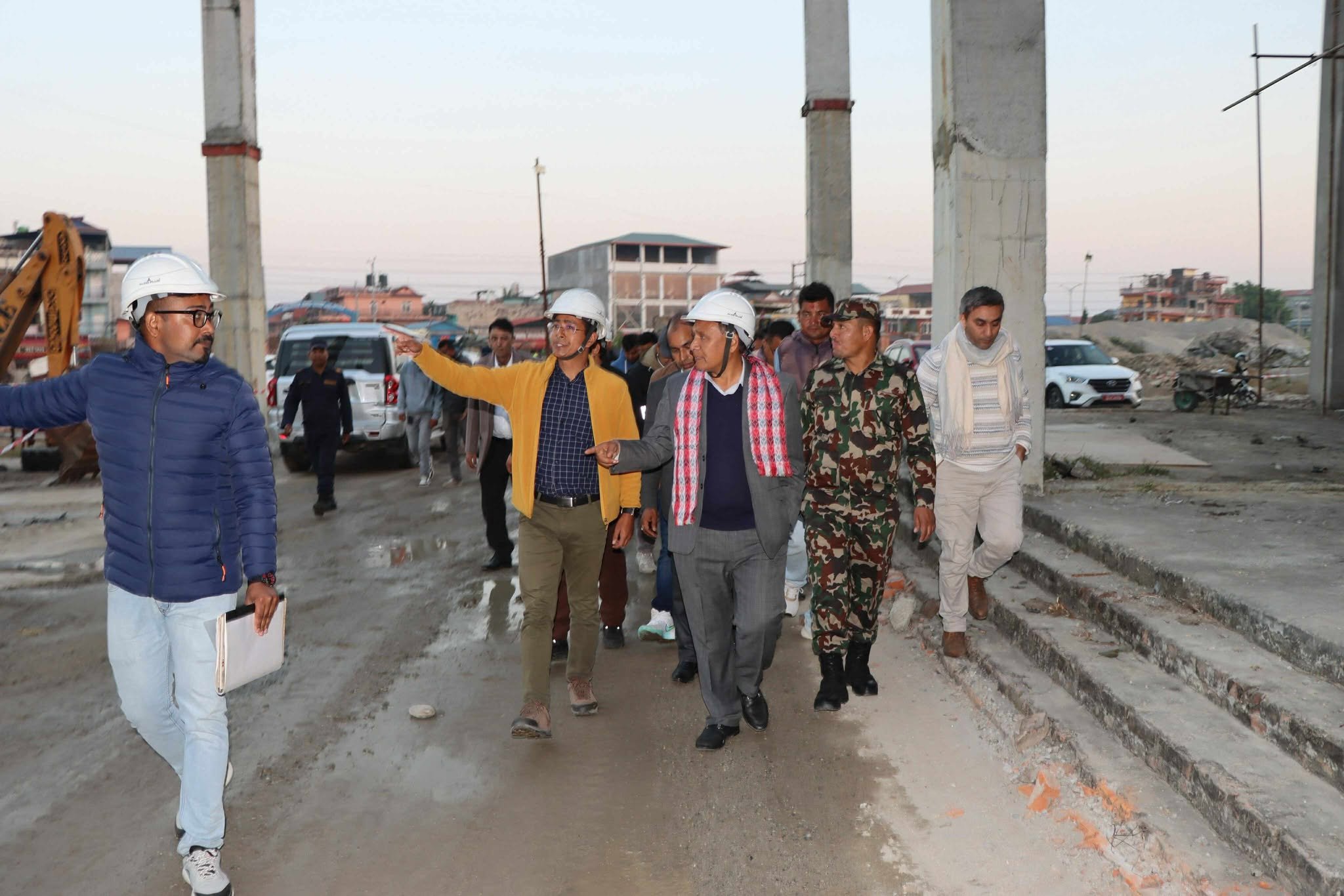 भरतपुर सिटीहल निर्माण पाँच वर्षमा पनि सकिएन, कुलमानले निरीक्षणका क्रममा के भने?