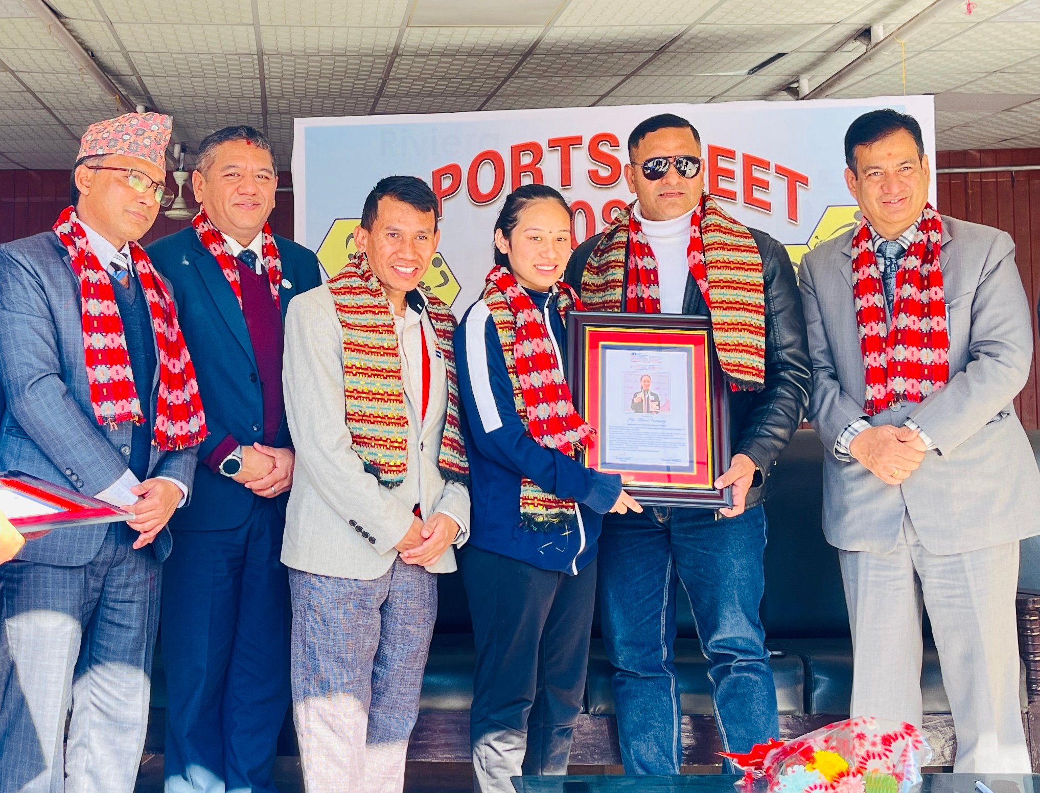 पदक विजेता रेनु सम्मानित