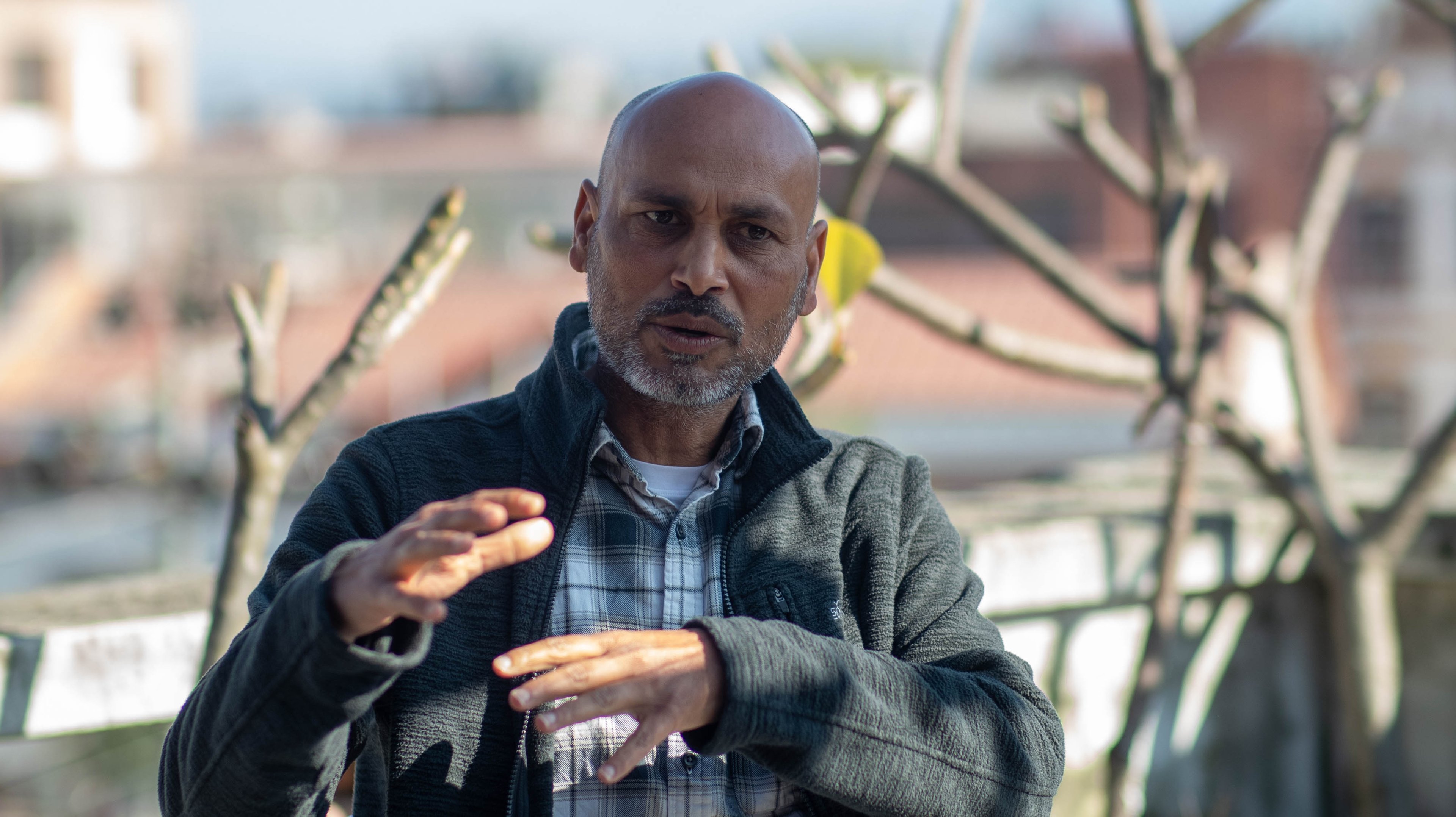 नेपाली सेनाको भूमिका व्यवस्थाविरुद्ध देखिन्छः भास्कर गौतम, राजनीतिक विश्लेषक