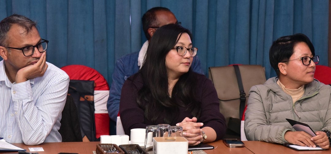 फर्किएका आप्रवासी कामदारमाथि ‘लान्छना’ नै पुनःएकीकरणको ठूलो अवरोध