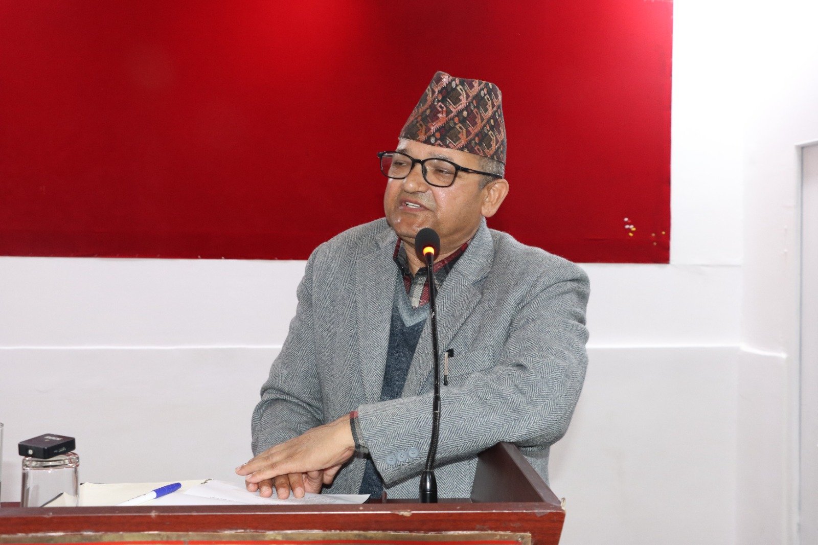 कक्षा ५, ८ र १० को सामाजिक विषयको पाठ्यपुस्तक परिमार्जन गरिँदै; २०८४ देखि लागू हुने