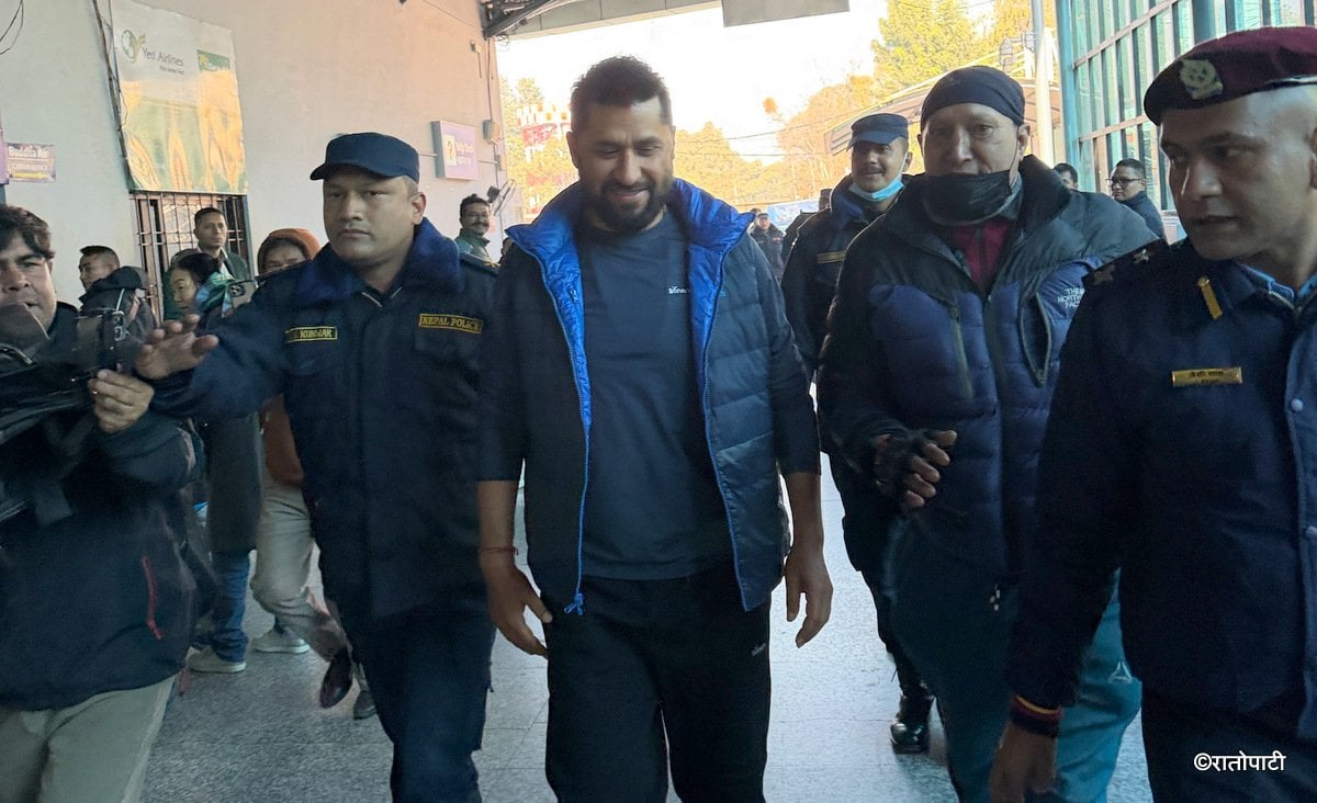 धरौटी बुझाएर रास्वपा सभापति रवि लामिछाने छुटे