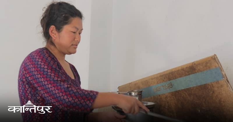 ‘गाउँमा चिया–नास्ता पसल गरेर घरखर्च चलाएकी छु’