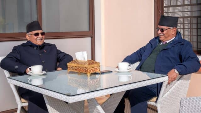 Oli and Prachanda hold talks