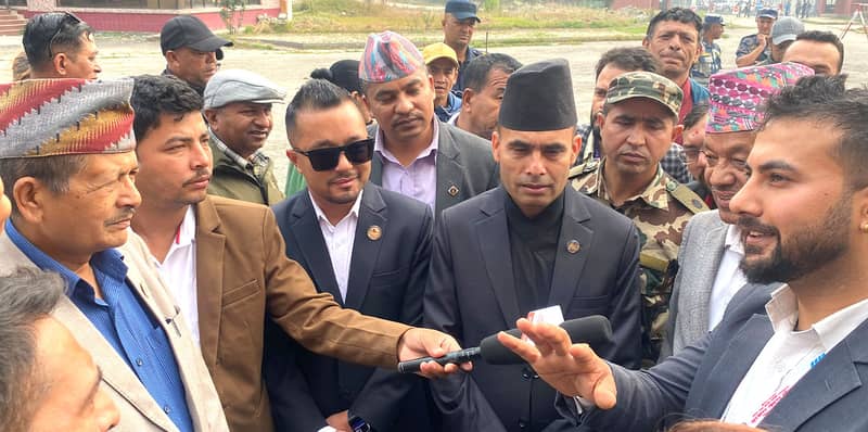 मन्त्री डा तिमिल्सिनाद्वारा सुरक्षण मुद्रण केन्द्रको निरीक्षण, राजस्व तिरेको २४ घण्टाभित्र छाप्न सुरु