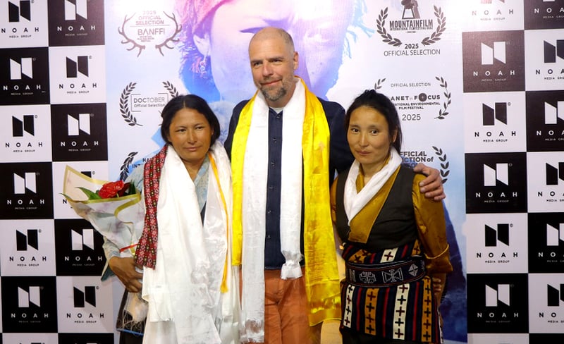 Award-winning documentary Snow Leopard Sisters premieres in Nepal
