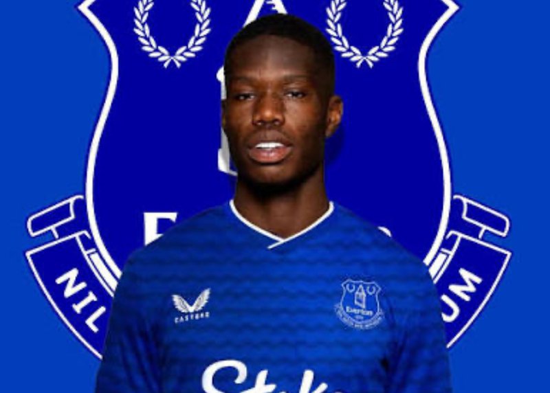 Barry rescues point for Everton in 1-1 home draw with Leeds