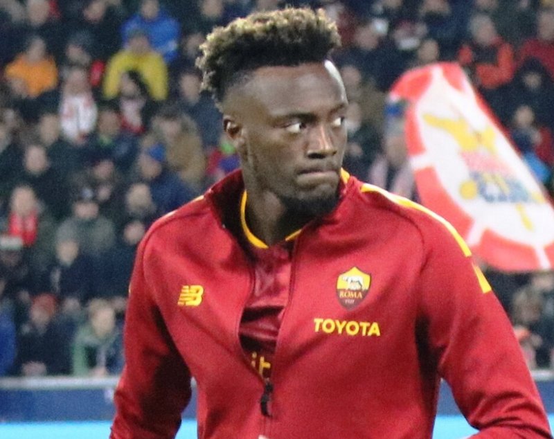 Villa sign striker Abraham from Besiktas