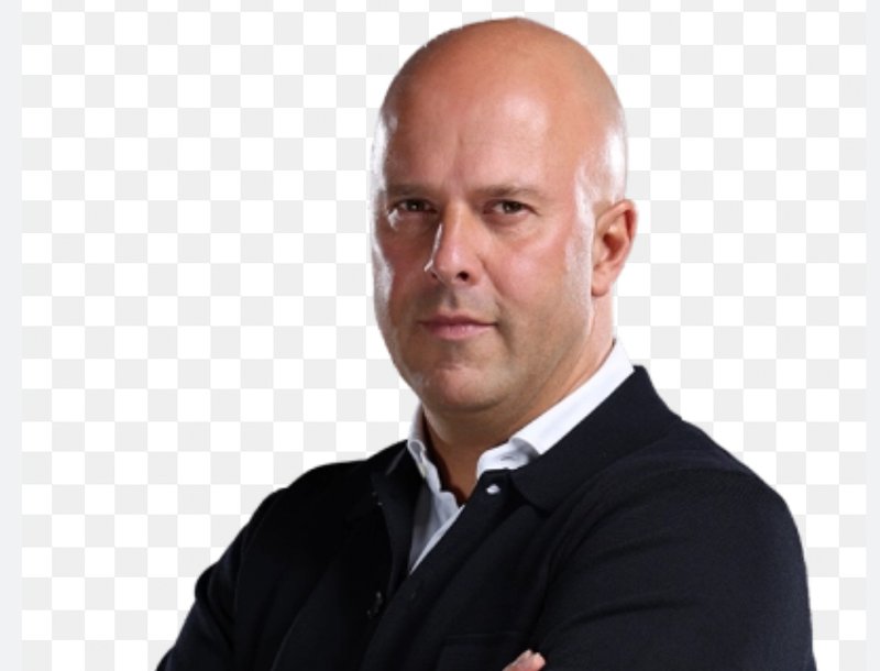 Liverpool's Slot eyes Champions League progress amid poor form, injury woe