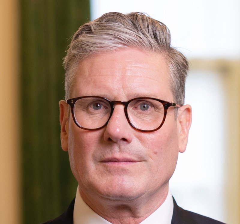 PM asks Sir Jim Ratcliffe to apologise for saying UK 'colonised by immigrants'