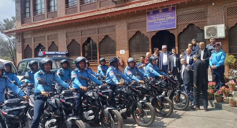 पर्यटक प्रहरीलाई १४ वटा मोटरसाइकल