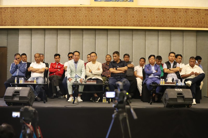 निलम्बनपछि एन्फाको पत्रकार सम्मेलन : फिफा र एएफसीसँग छलफल गर्दै चुनाव स्थगित