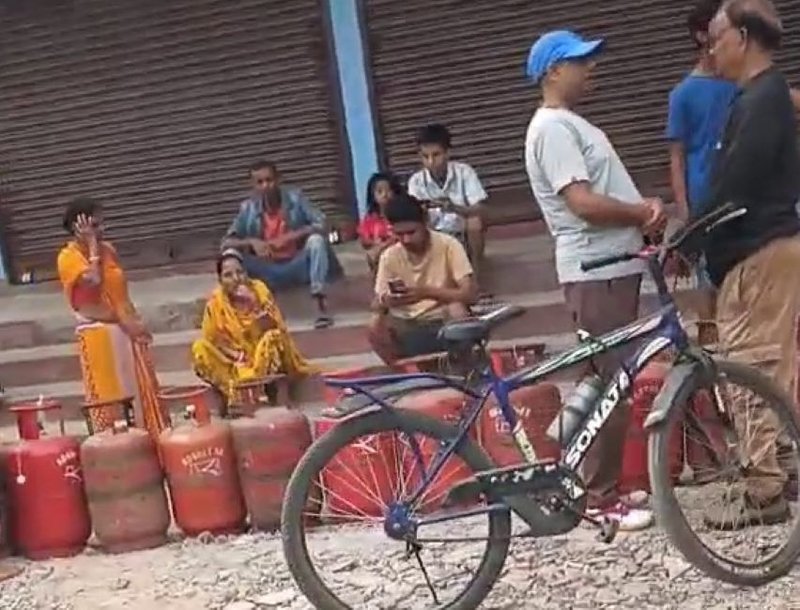 ग्यासका लागि दौडधुप