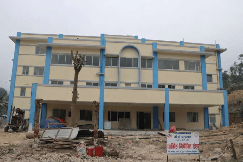बैरेनी अस्पतालको नयाँ भवन अझै प्रयोगविहीन