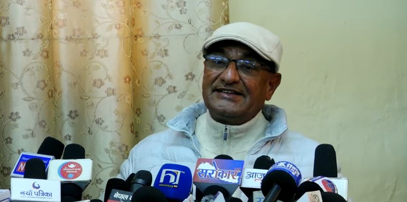 पूर्वगृहमन्त्री रमेश लेखक पक्राउ