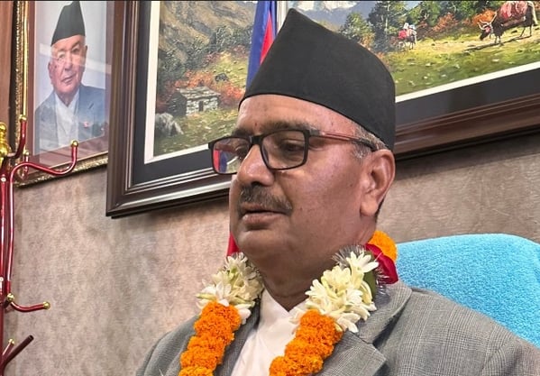 श्रमिकको स्वास्थ्य परीक्षण र शुल्कसम्बन्धी नयाँ मापदण्ड खारेज