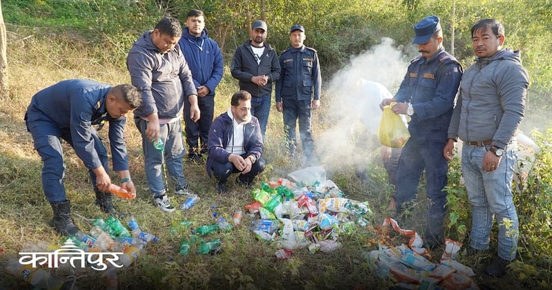 थलथले बजारमा छड्के अनुगमन : म्याद गुज्रिएका खाद्य पदार्थ जफत गरी नष्ट