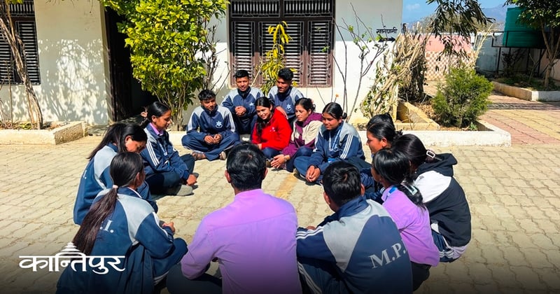 नयाँ मतदाताका ‘पुरानै’ प्रश्न: सडक, स्वास्थ्य र रोजगारी गाउँ कहिले पुग्छ?