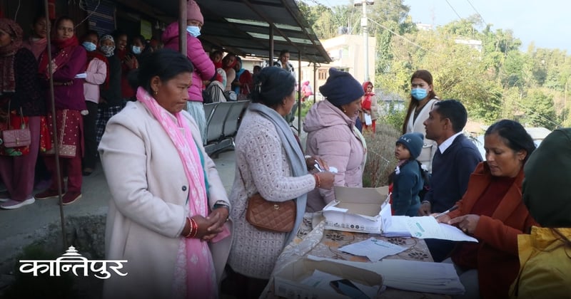 स्वास्थ्य शिविरमा ४ सय २४ जनाको परीक्षण