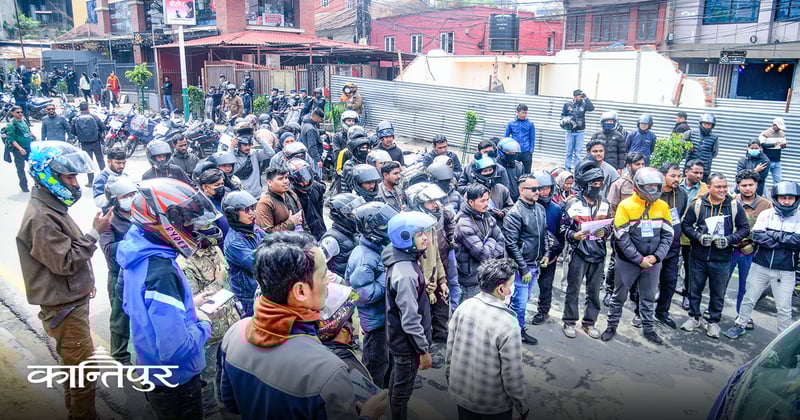 राइड सेयरिङ कम्पनीविरुद्ध चालक आन्दोलनमा