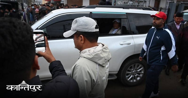 ओली र लेखकलाई मेडिकल गराएपछि भद्रकालीको हिरासतकक्षमा राखिने