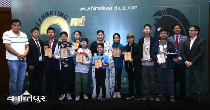 हिमालयन लाइफटाइम अचिभमेन्ट अवार्डबाट नवीन तन्डुकार सम्मानित