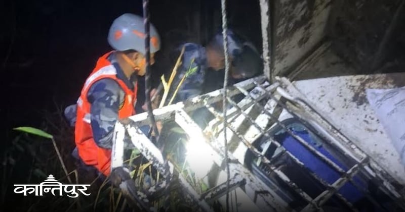 पर्वतमा जिप दुर्घटना : चालकको मृत्यु