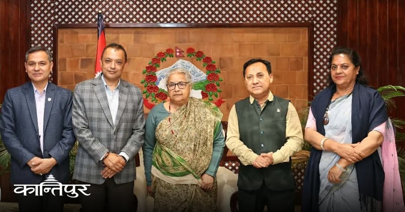 प्रधानमन्त्रीसँग कांग्रेस सभापति थापासहित पदाधिकारीको भेट