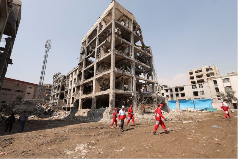 Israel launches new wave of attacks on Iran as crisis deepens