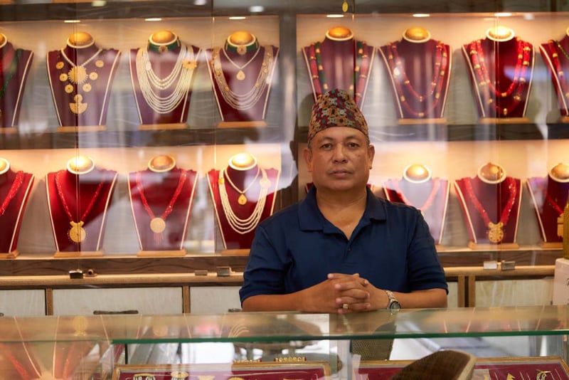 Gold, silver prices rise