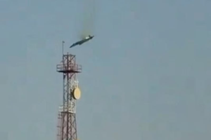 Several US military aircraft crash in Kuwait as Iranian strikes continue