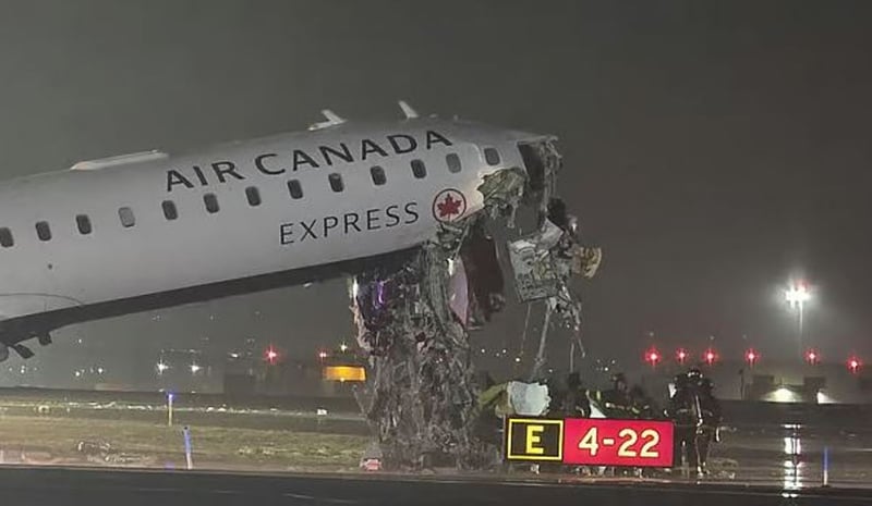 न्युयोर्कमा विमान दुर्घटना, उडानहरू प्रभावित