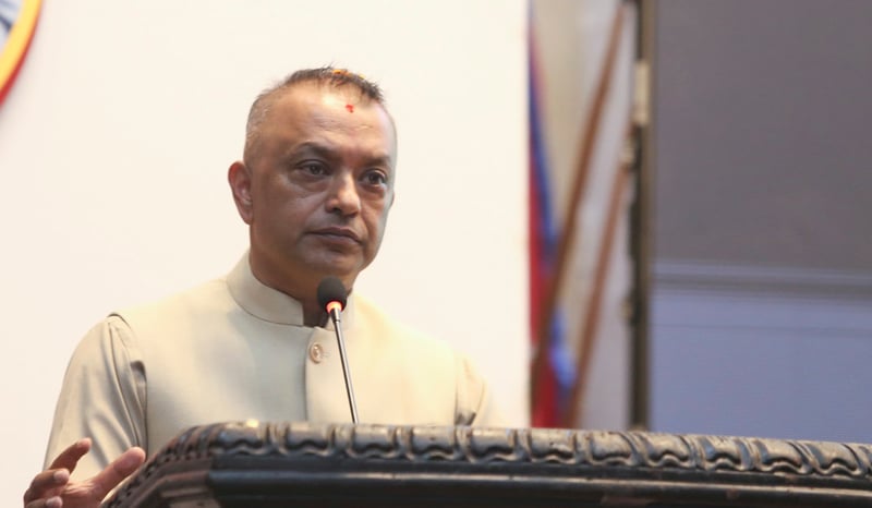 अस्पताल जाँदा बिमाको कार्ड राखेपछि उपचार हुने व्यवस्था गर्छौं : सभापति थापा