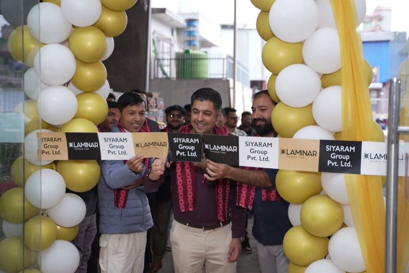 भक्तपुरमा लामिनारका दुई नयाँ शोरुम उद्धाटन