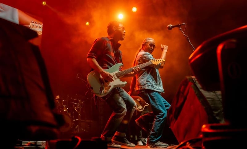 सिलिगुडीमा नेपथ्यका १७ गीत