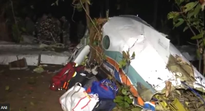 भारतमा सातजना सवार एयर एम्बुलेन्स दुर्घटना