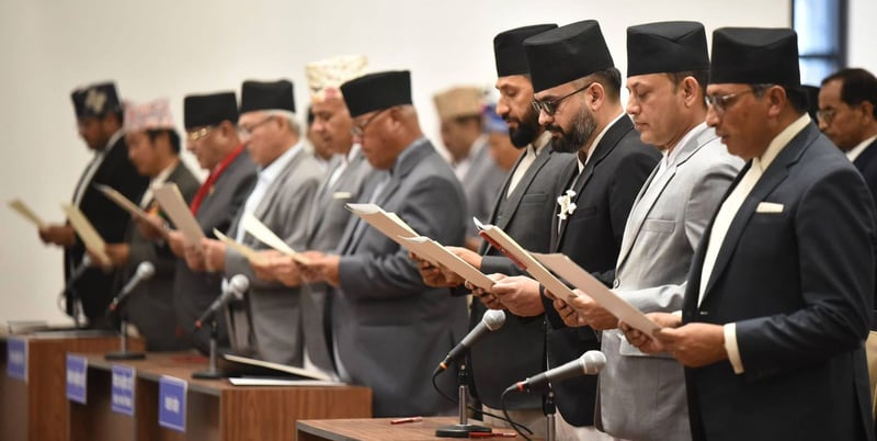 शपथ ग्रहणको दृश्य : जे देखियो, जो देखिएनन्