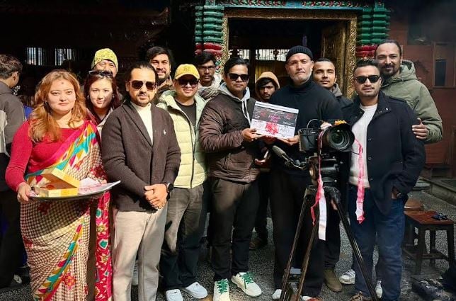 अर्पण थापाको निर्देशनमा चलचित्र ‘फ्रेन्च किस’को शुभमुहूर्त