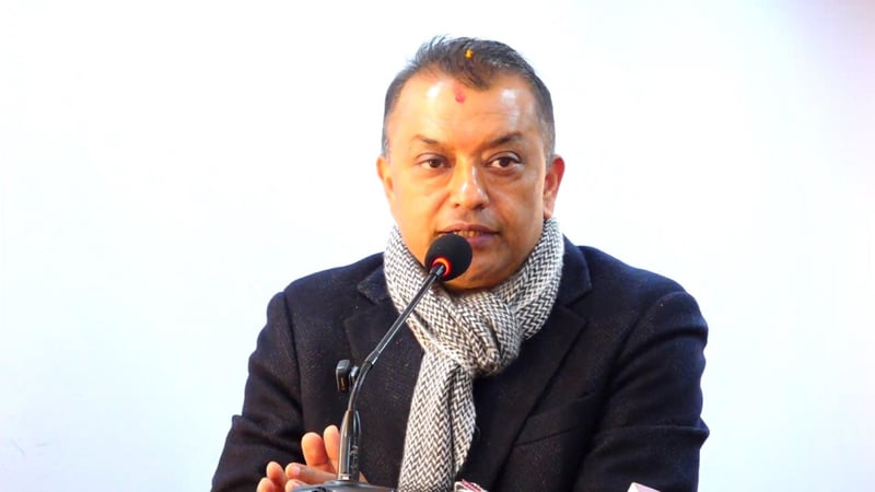 आँट गरेर सर्लाही–४ बाट उमेदवारी दिएँ : गगन थापा