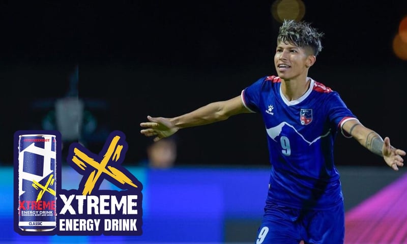 एक्स्ट्रिम एनर्जी ड्रिंकद्वारा फुटबल खेलाडी सावित्रा भण्डारीको उपचारका लागि रु ५ लाख सहयोग घोषणा