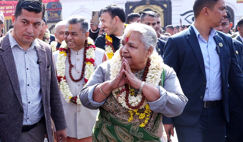 प्रधानमन्त्री कार्कीले गरिन् पशुपतिमा रुद्राभिषेक पूजा
