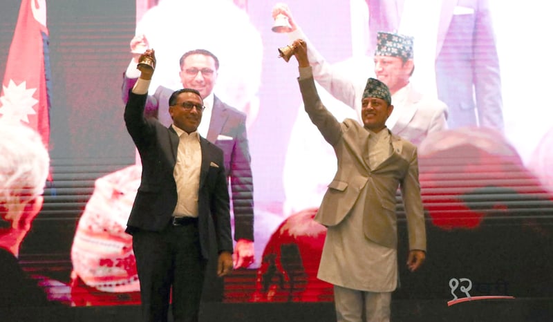 नवसांसदलाई संसदीय मर्यादा सिकाउँदै रास्वपाको सन्देश- जनताले गह्रुंगो भारी बोकाए, पुरानाले झैँ गल्ती नगरौँ