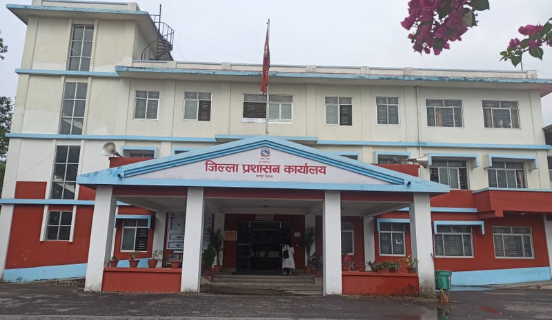 अवैध रुपमा संचालित कन्सल्टेन्सी र म्यानपावर १५ दिनभित्र बन्द गर्न प्रशासनको निर्देशन