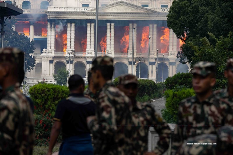 भदौ २४ को घटनामा आयोगले आगजनी गर्ने व्यक्तिको संलग्नताको भेटेन, सेनाको भूमिकामाथि प्रश्न!