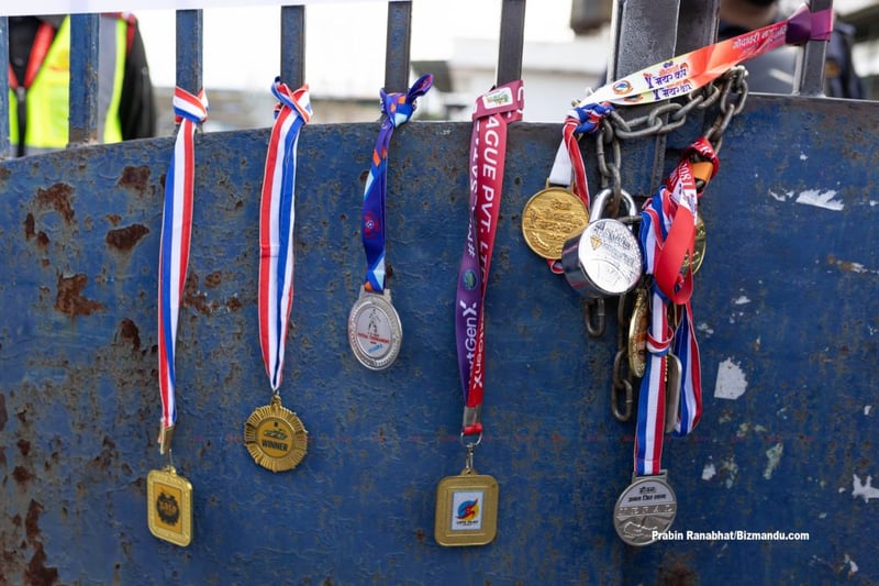 एन्फामा लफडैलफडा : कानुन मिचेरै भए पनि चुनाव गर्ने हठ, प्रतिबन्धको जोखिम!