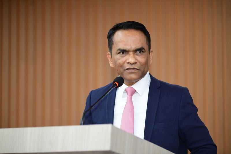 चेक बाउन्स हुनेबित्तिकै कालोसूचीमा राख्ने विषयमा राष्ट्र बैंकले अध्ययन गरिरहेको छ : गभर्नर पौडेल