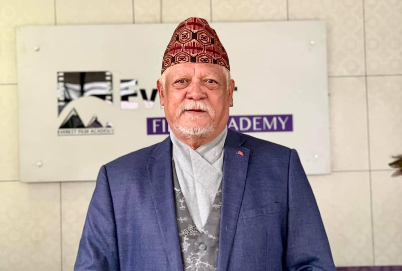 कलाकार सुनिल थापाको निधन, हृदयाघात भएपछि उपचारार्थ थिए नर्भिक अस्पतालमा