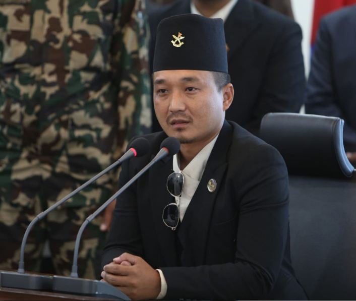 ओली समातिनु अघि सुदनको दौड : सिंहदरबारदेखि हेडक्वाटरसम्म रातभर के भयो ?