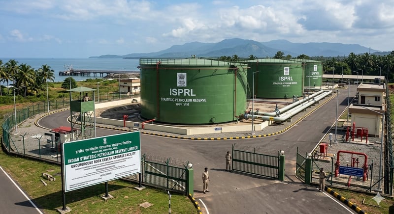 भारतसँग रणनीतिक तेल भण्डार न्यून, ‘अबको रणनीति मागलाई नै घटाउनु हो’